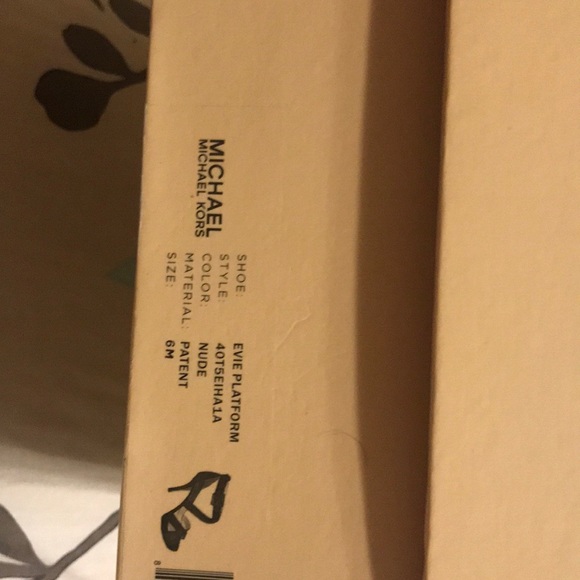 Evie platform from Michael Kors - Picture 3 of 5